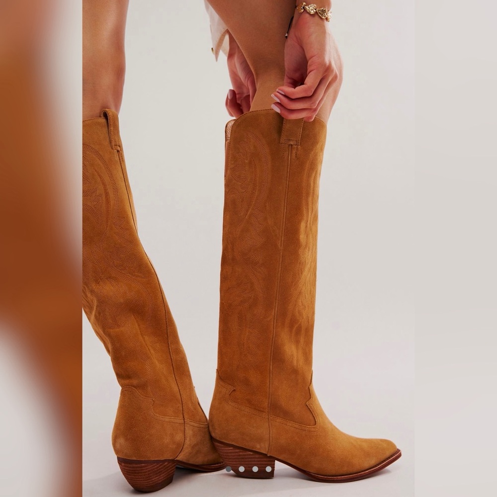 Tan Finn Tall Women's Western Boots